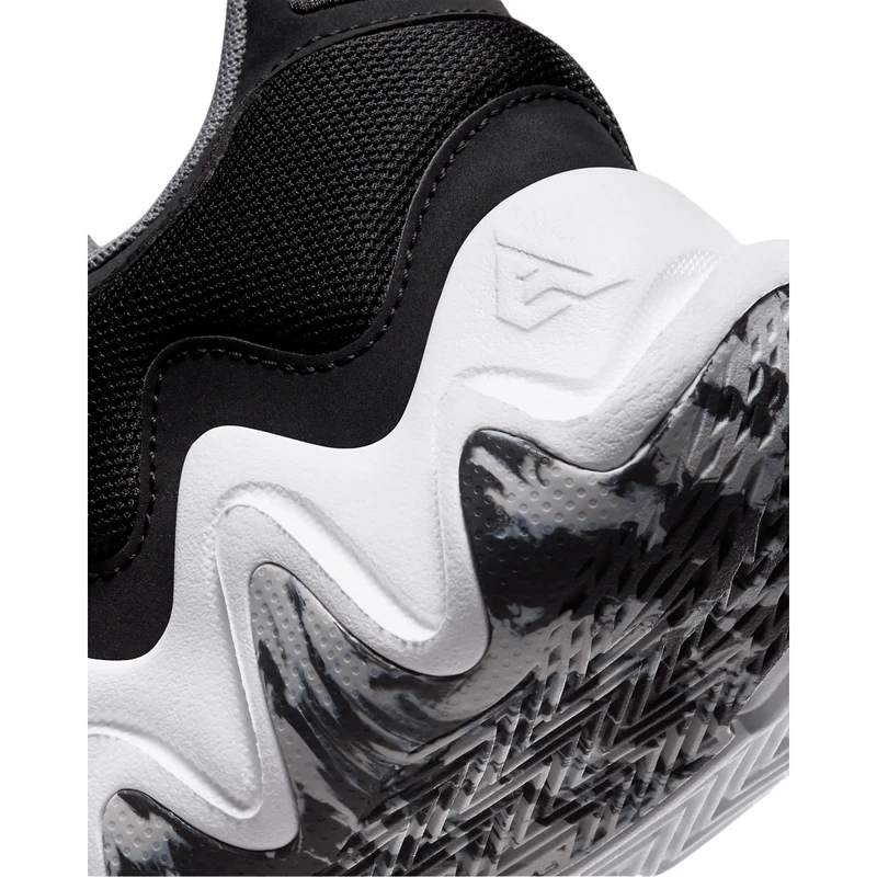 Nike Giannis Immortality 2 Basketball Shoe - Image 4