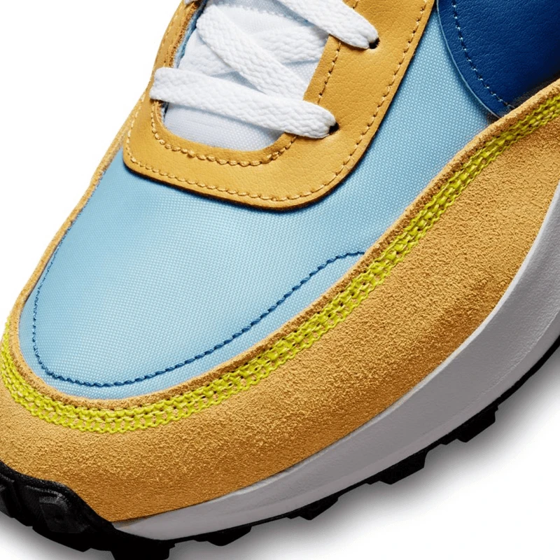 Nike Waffle Debut Shoe - Men's - Image 7