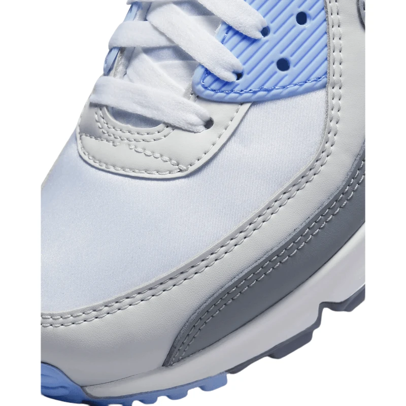 Nike Kyrie Flytrap 6 Basketball Shoe - Youth - Image 4